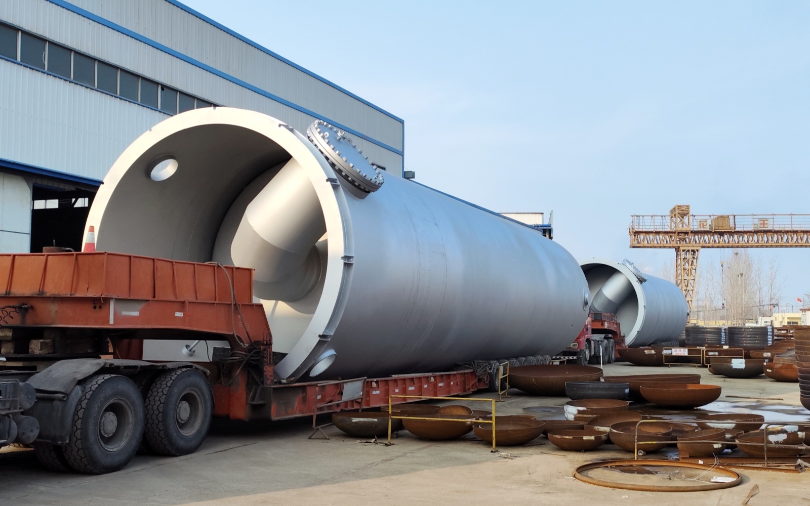 儲(chǔ)罐容器_壓力容器_低溫儲(chǔ)罐_菏澤花王壓力容器